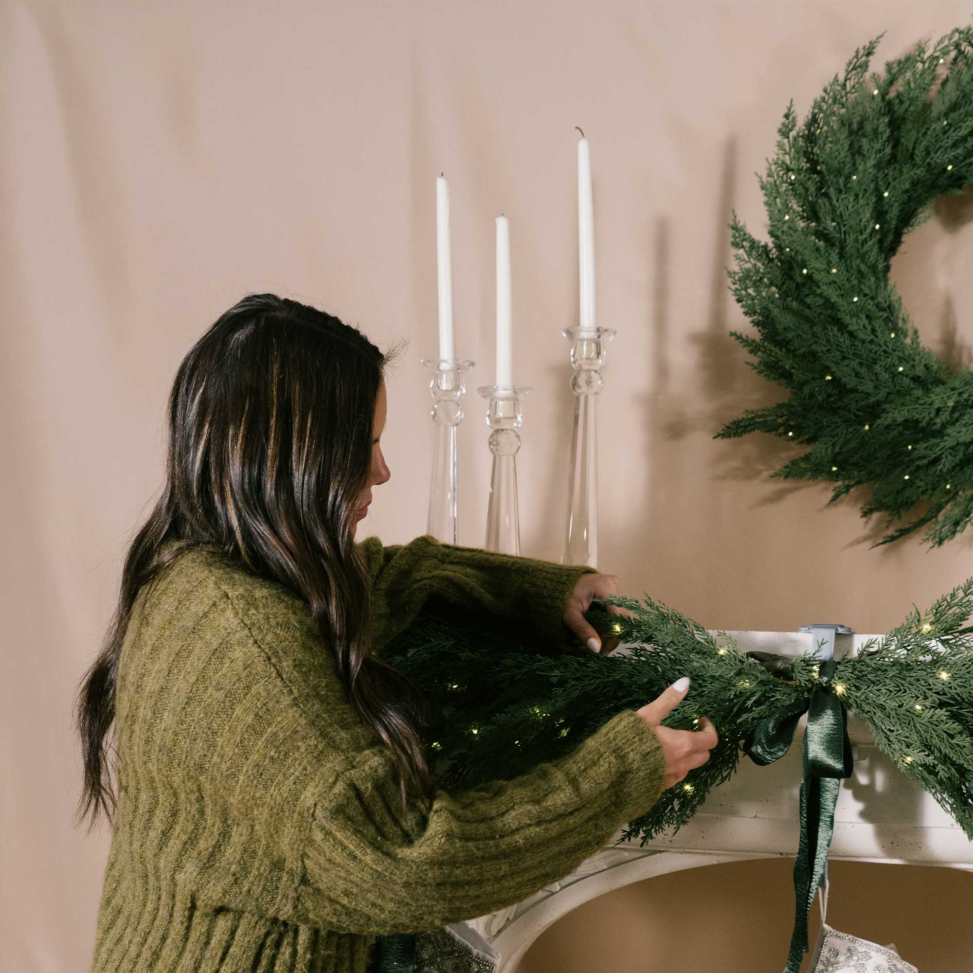 Cypress Pre - Lit LED Wreath - Christmas World