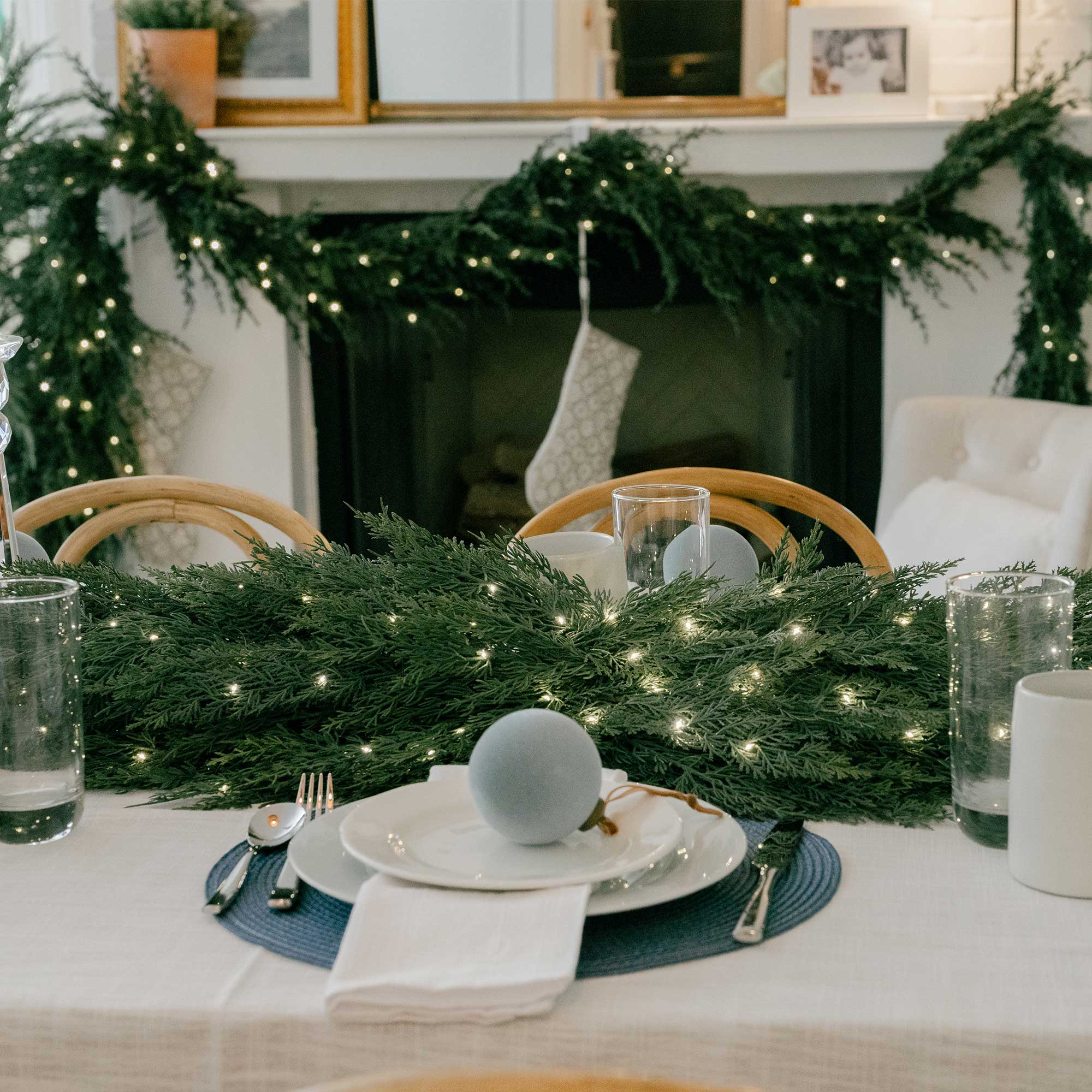 Cedar Pre - Lit Table Top Swag - Christmas World
