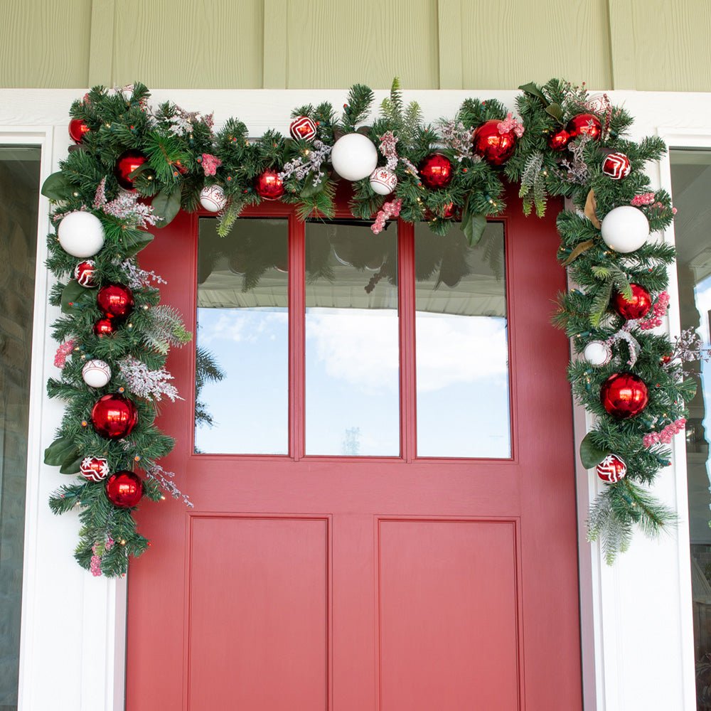 Nordic Red and White Garland (9 - Foot) - Christmas World