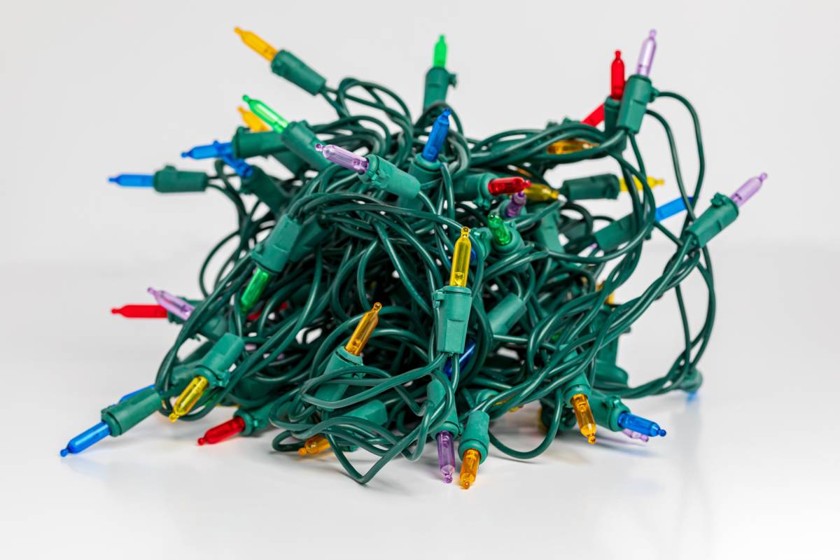 Top Tips on How to Store Christmas Lights Like a Pro - Christmas World