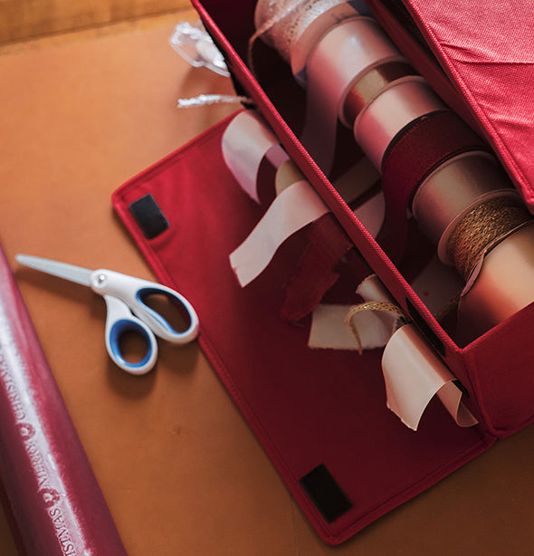 Refined Wrapping Storage | Christmas World