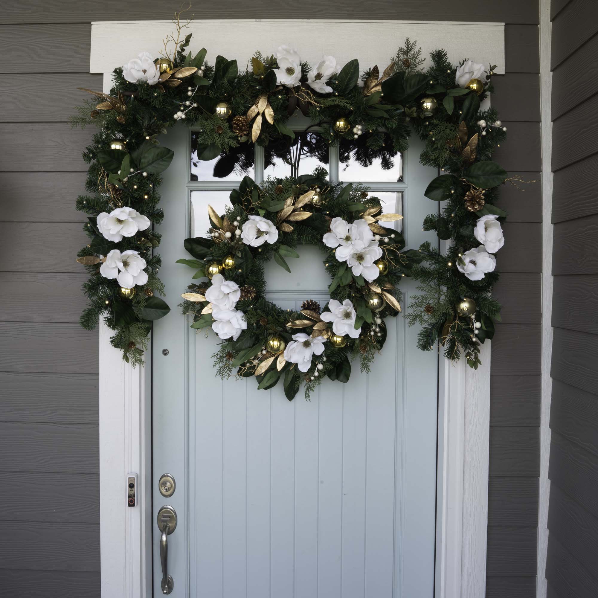 White Gold Magnolia Christmas Garland - Christmas World