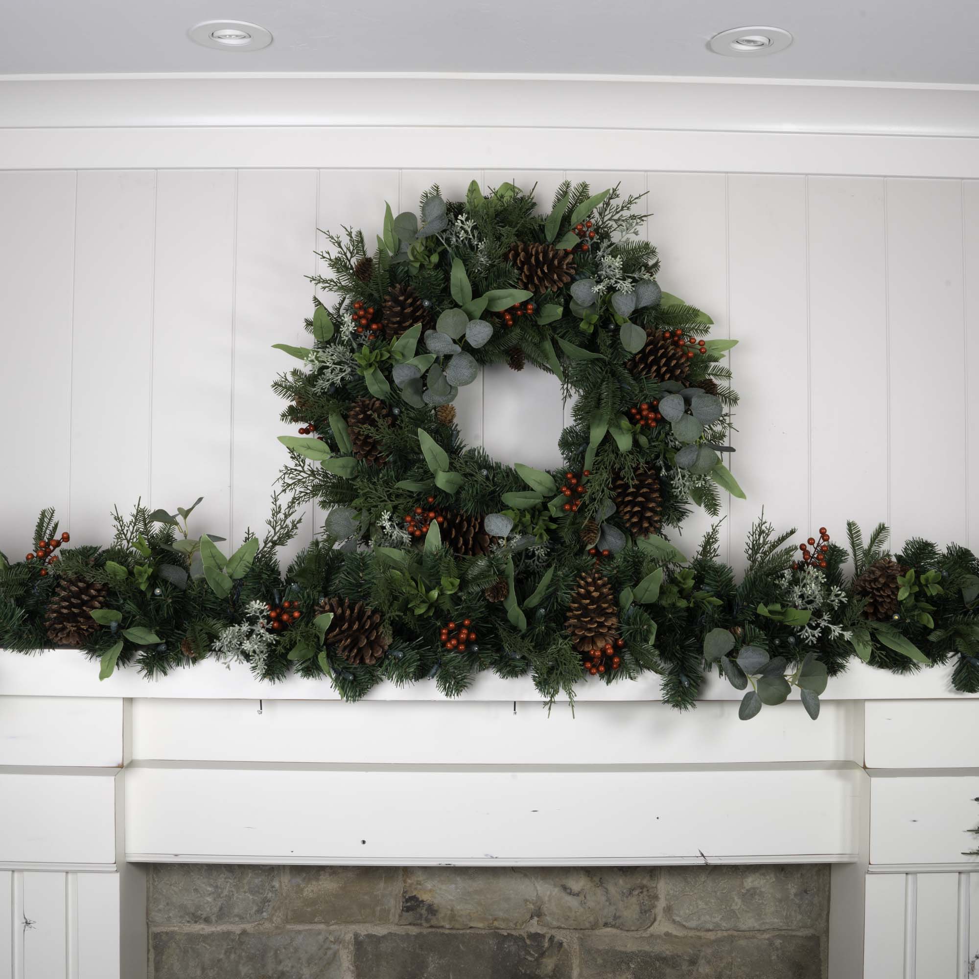 Christmas Woods Christmas Garland - Christmas World