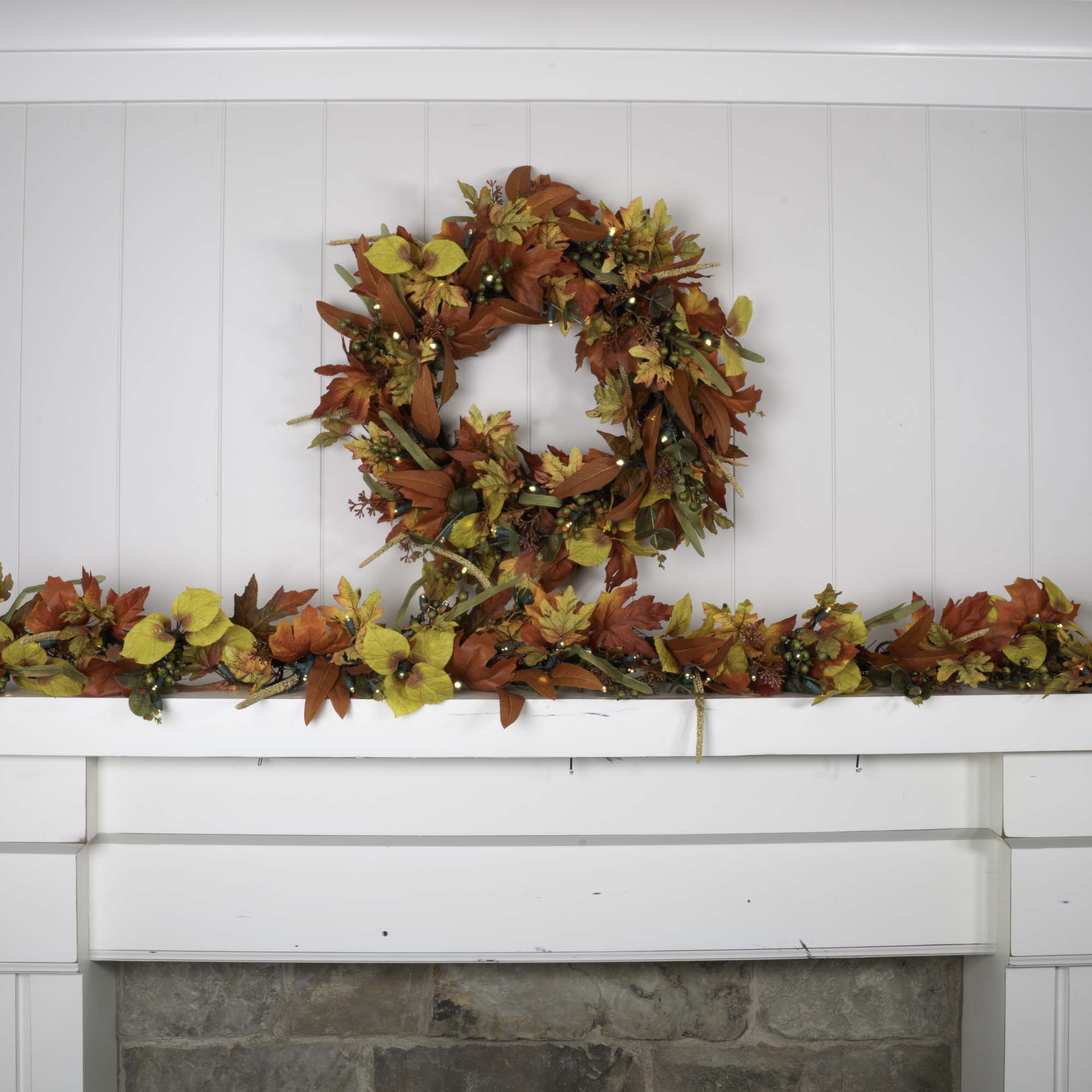 Fall Harvest Leaf Lighted Wreath - Christmas World