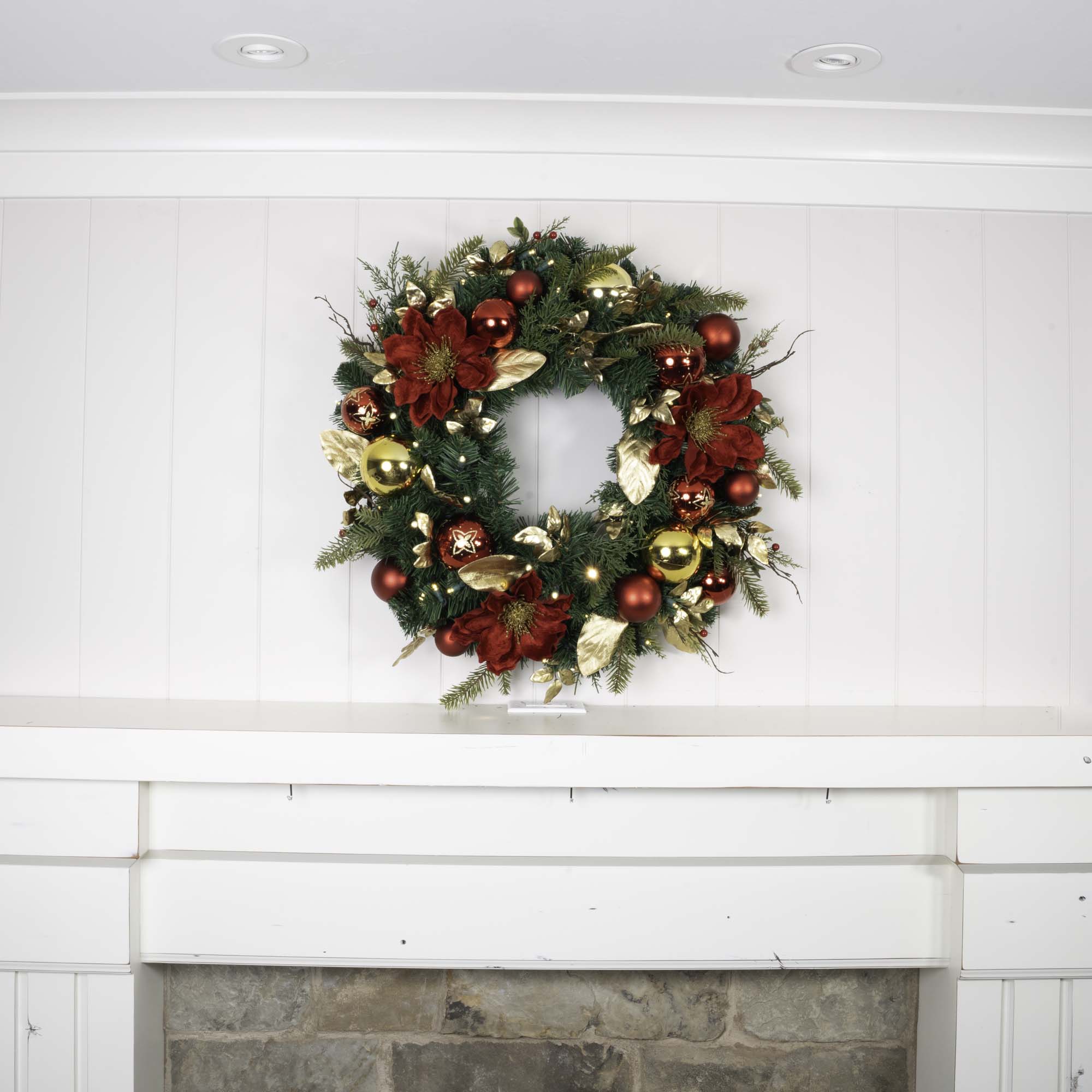Golden Leaf Red Magnolia Lighted Christmas Wreath - Christmas World