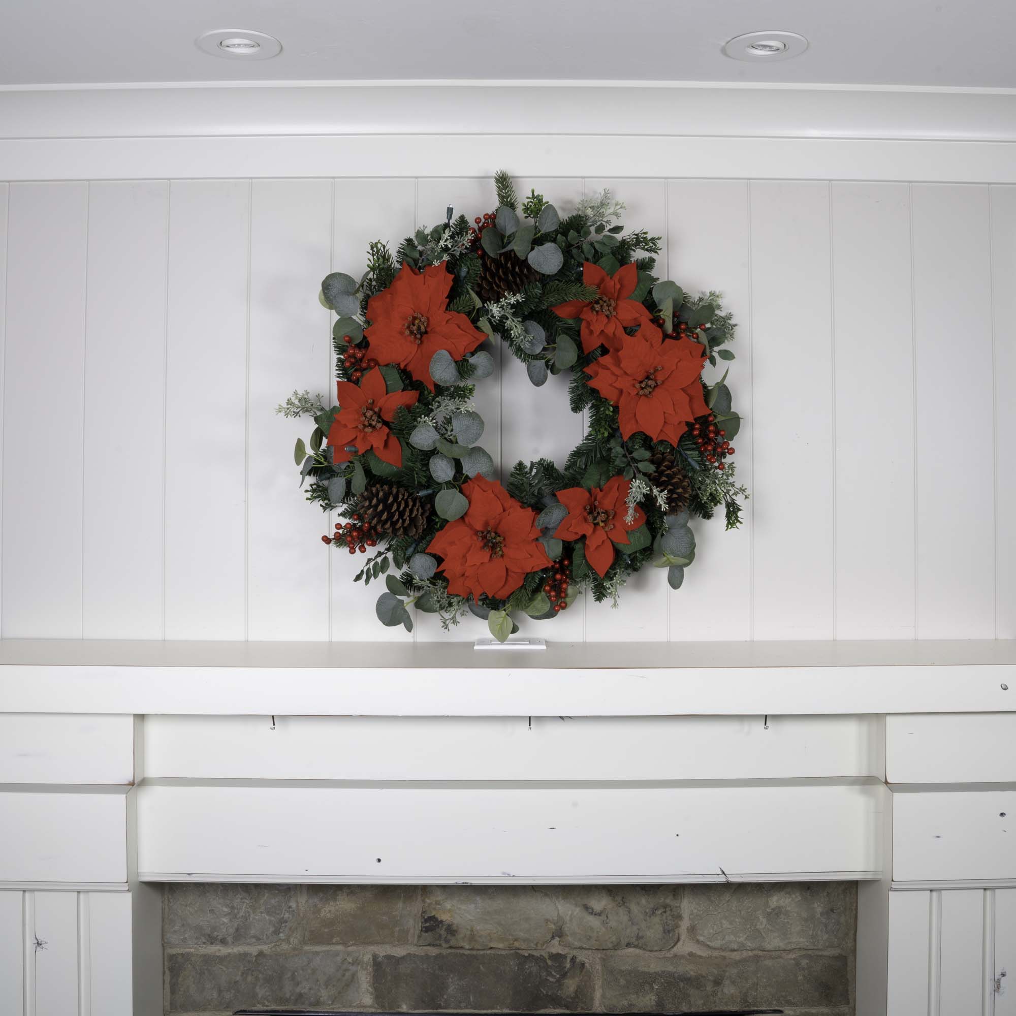 Christmas Poinsettia Lighted Christmas Wreath - Christmas World