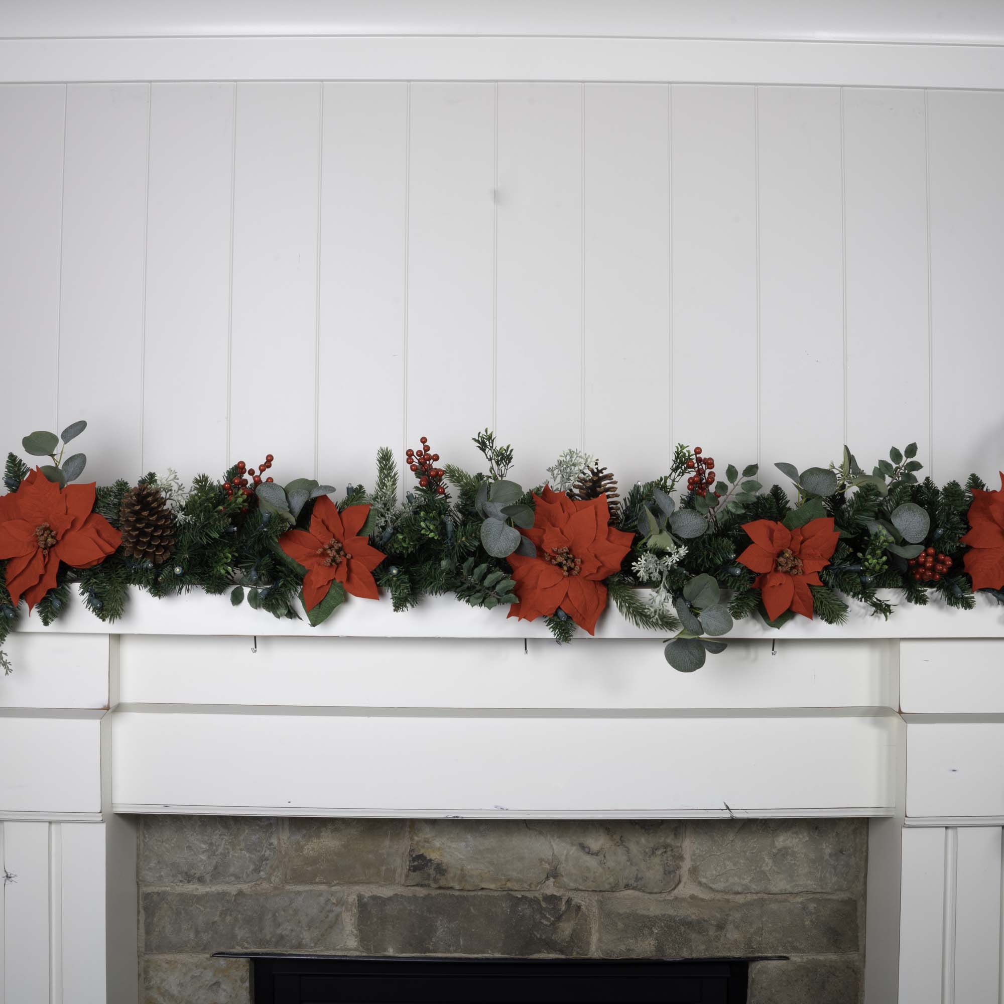 Christmas Poinsettia Christmas Garland - Christmas World