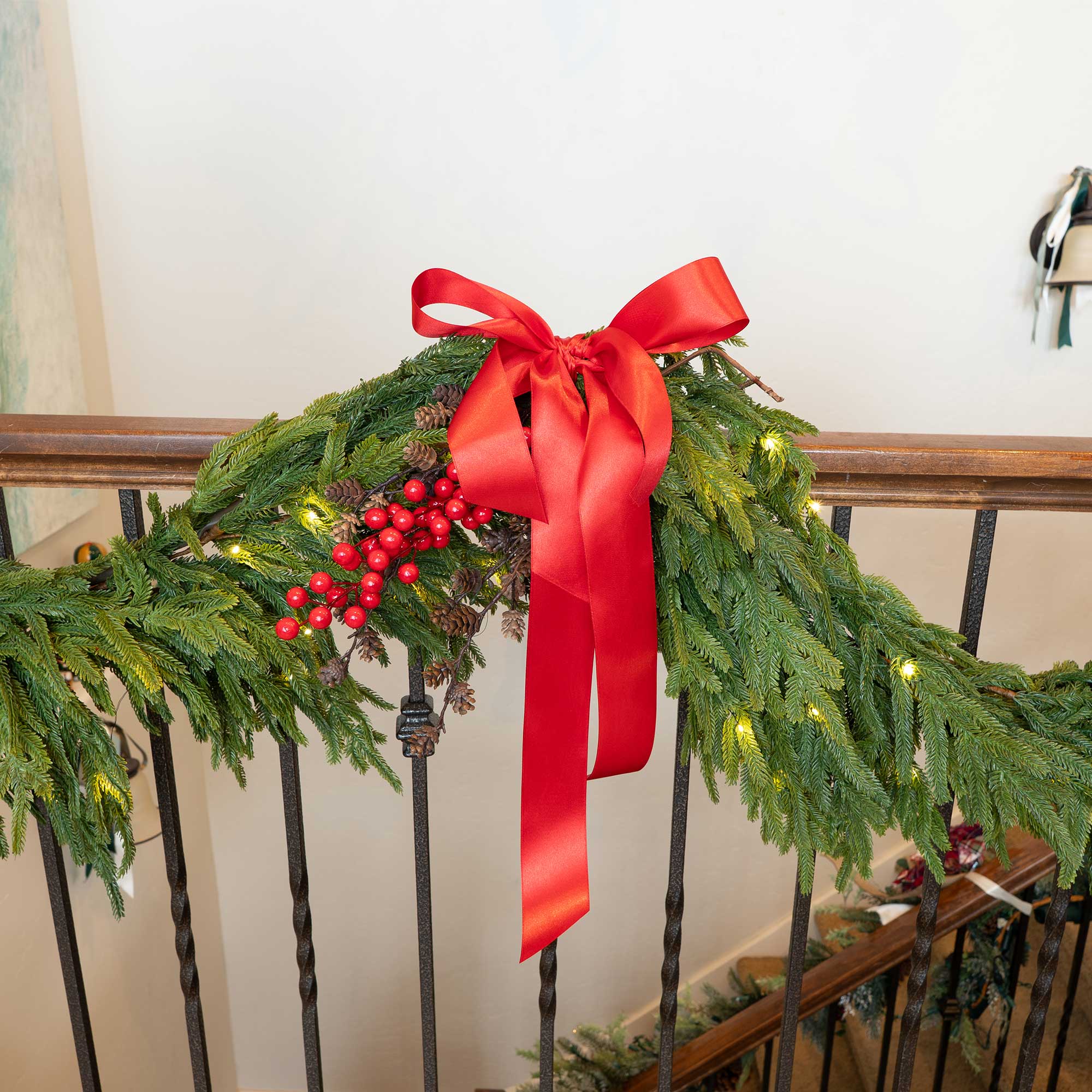 Norfolk Pre - Lit LED Garland - Christmas World