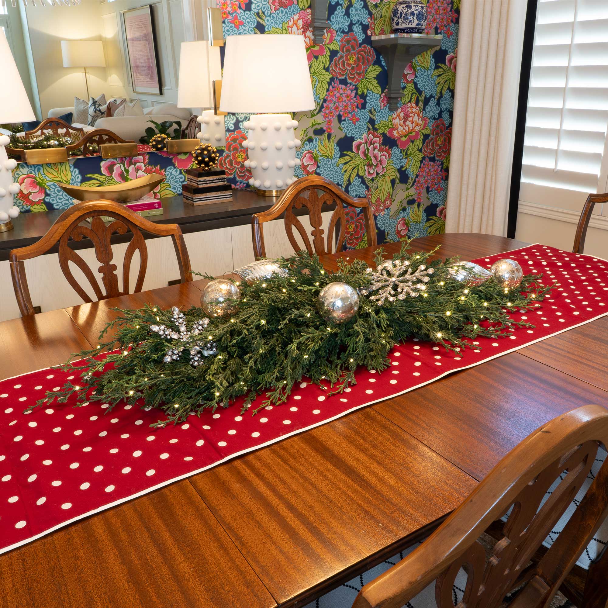 Cedar Pre - Lit Table Top Swag - Christmas World