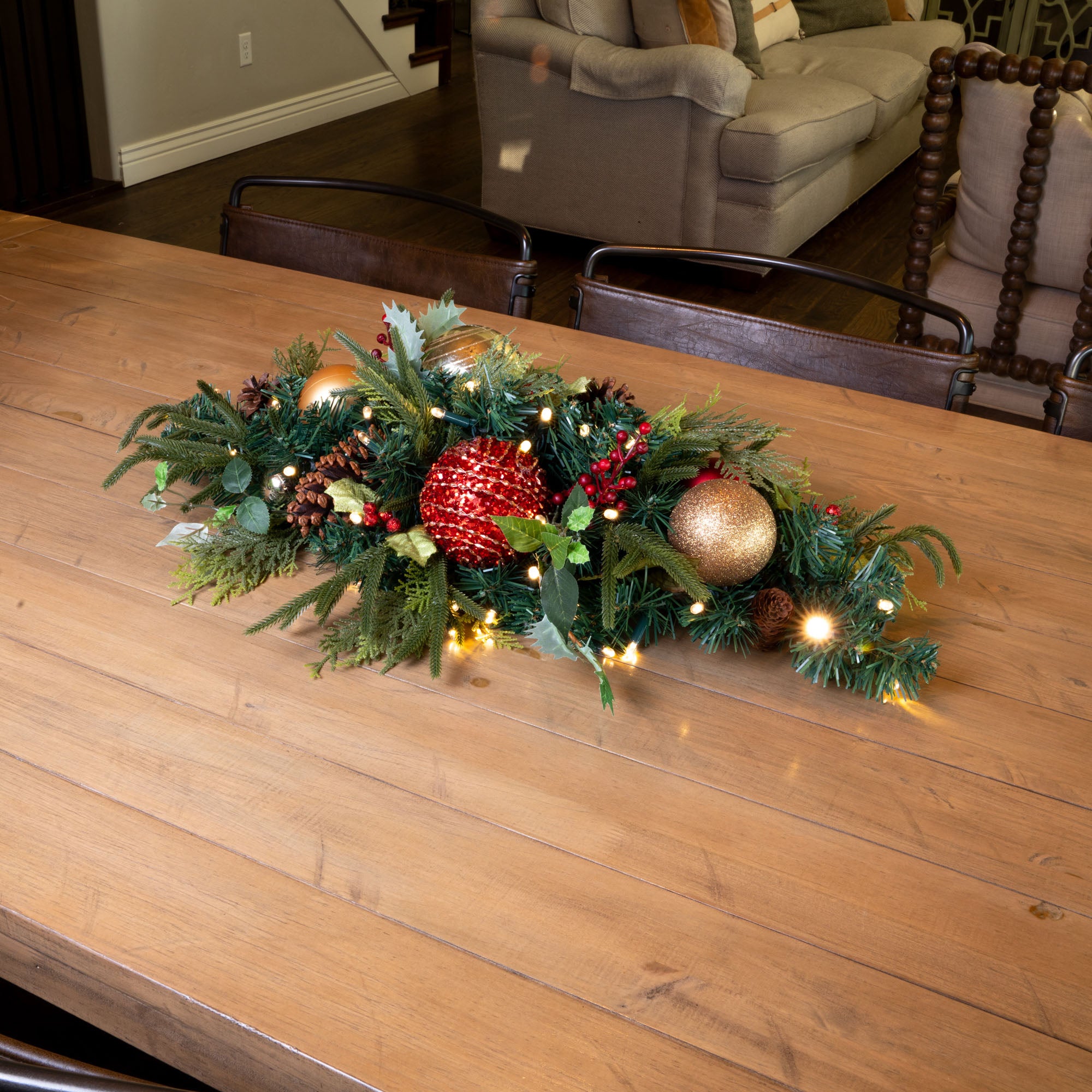 Scarlet Hydrangea Table Top Centerpiece Swag - Christmas World