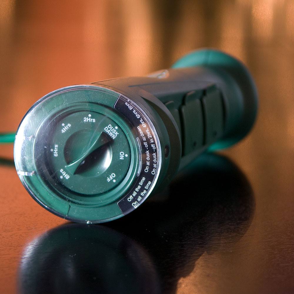 Mechanical Dial Stake With Photocell - Christmas World