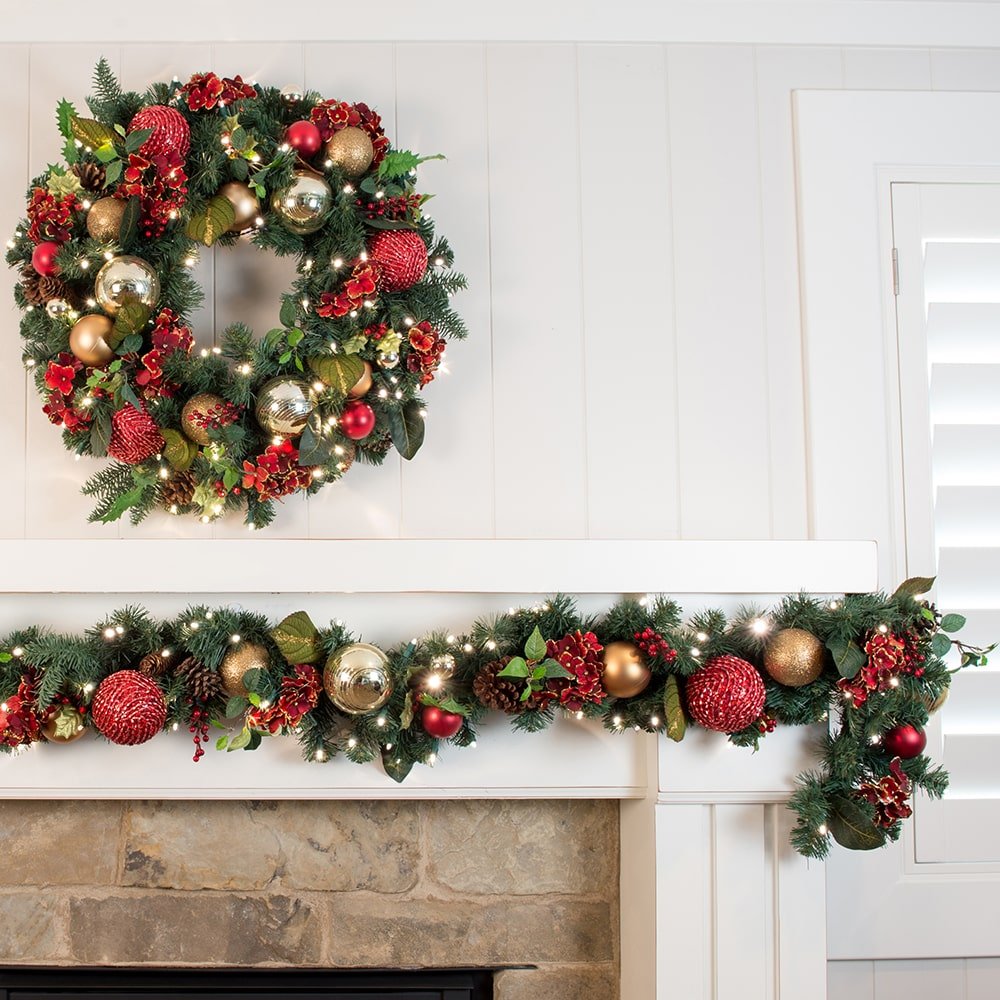 Scarlet Hydrangea Garland - Christmas World