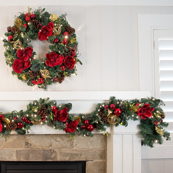 Red Magnolia Decorated Wreath | Christmas World