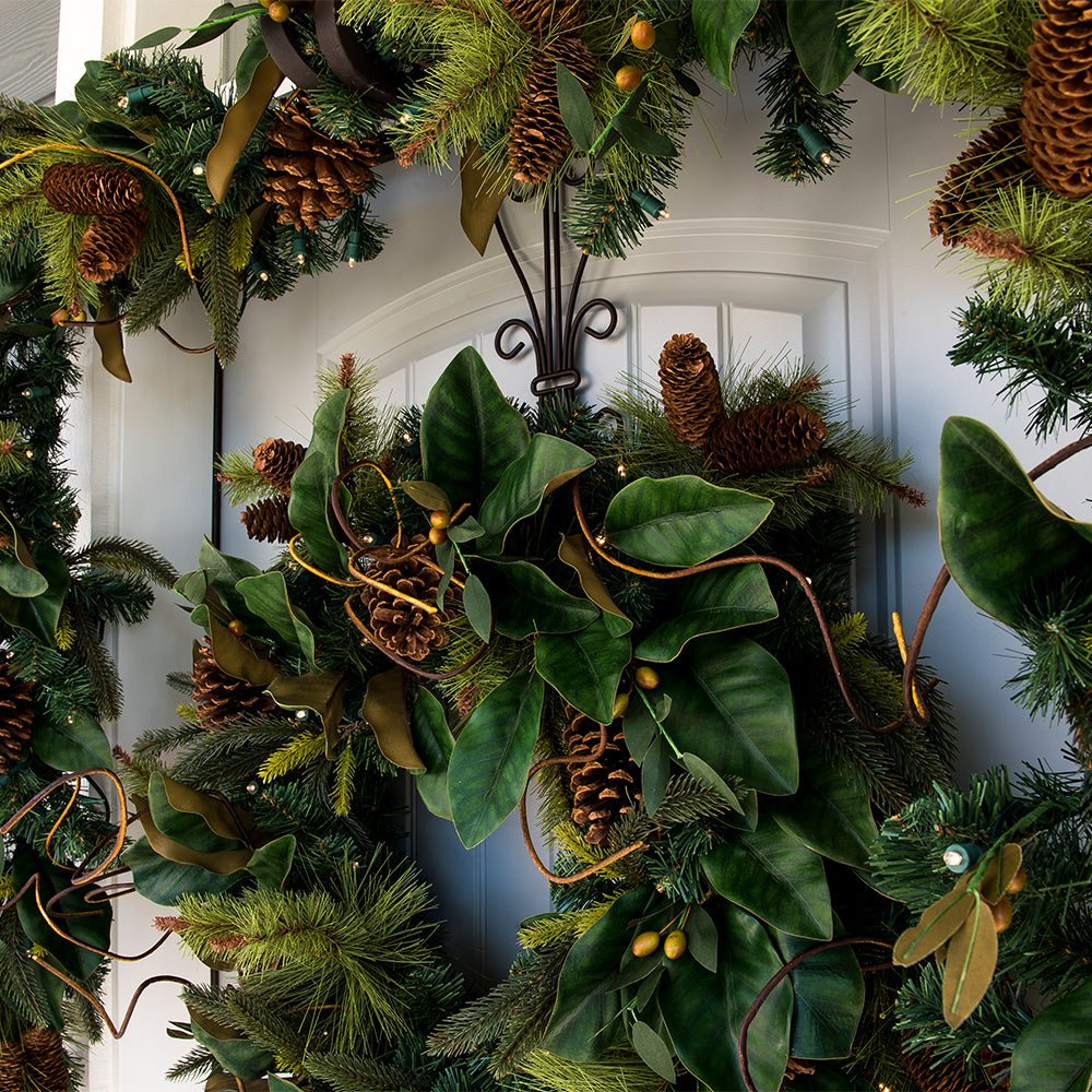 Magnolia Wreath with Pinecones - Christmas World