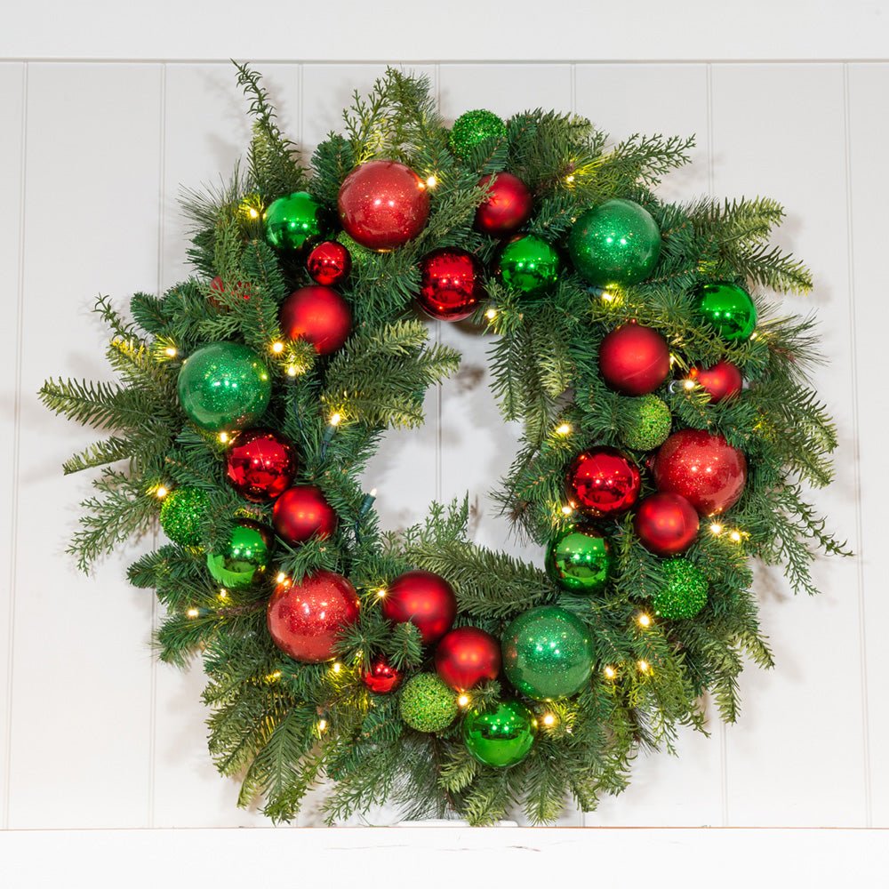 Christmas Cheer Red & Green Wreath - Christmas World
