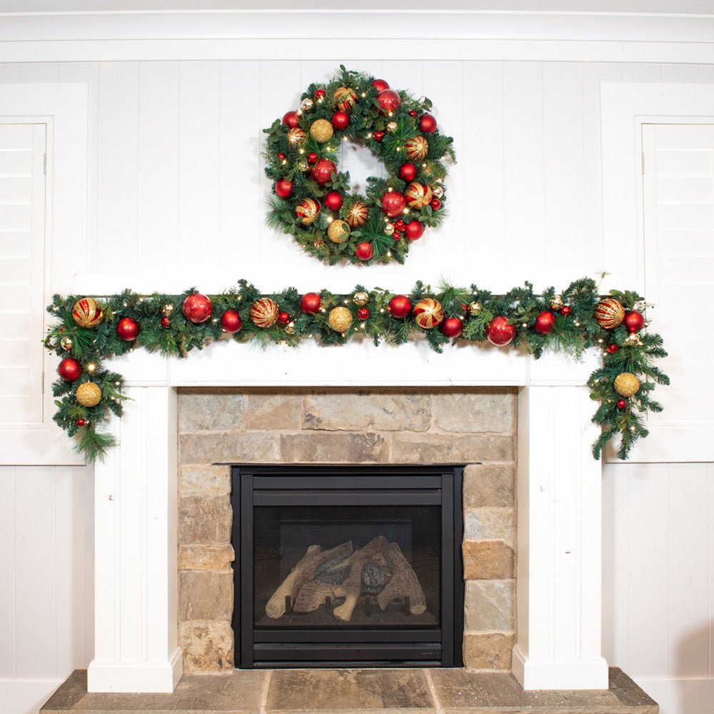 Classic Gold and Red Christmas Wreath | Christmas World