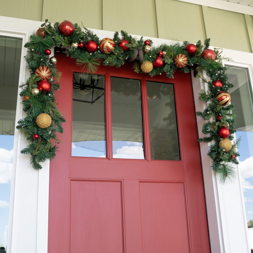 Christmas Classic Red & Gold Garland - 9 Foot - Christmas World