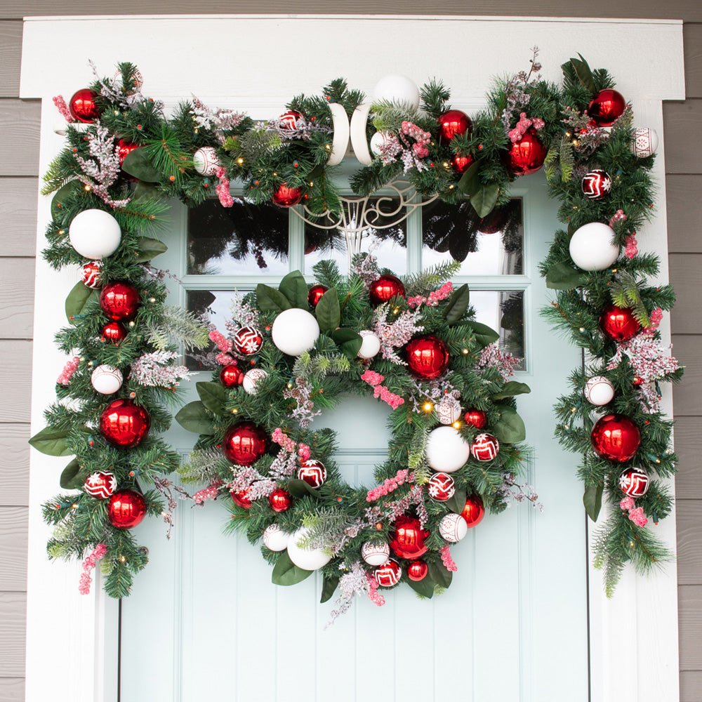 Nordic Red and White Christmas Wreath - Christmas World