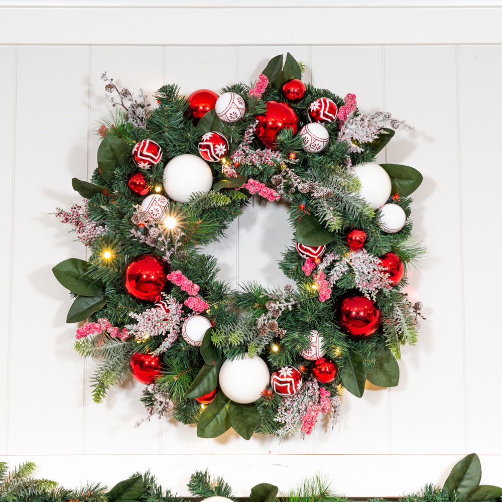 Nordic Red and White Christmas Wreath - Christmas World