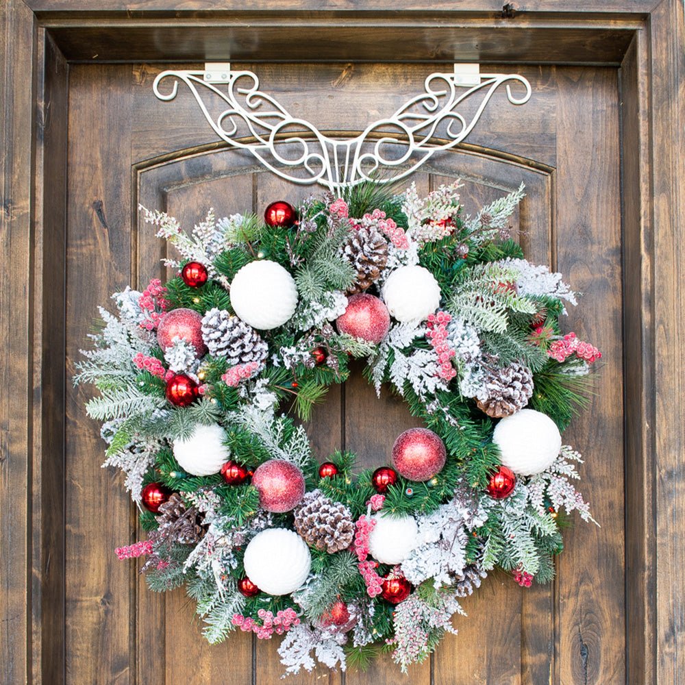 Winter Wonderland Frosted Wreath (30”) - Christmas World