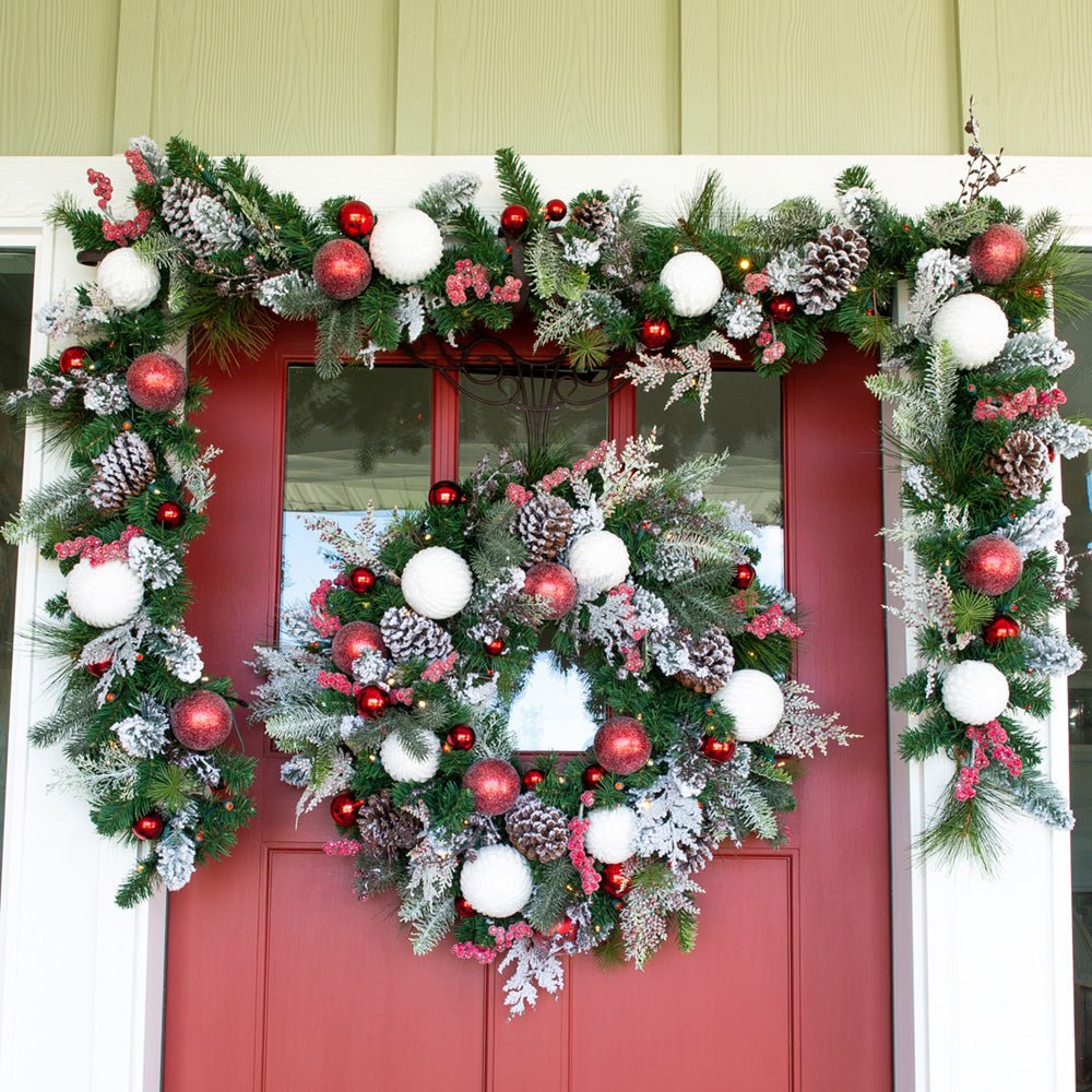 Frosted Wonderland Garland (9 - Foot) - Christmas World