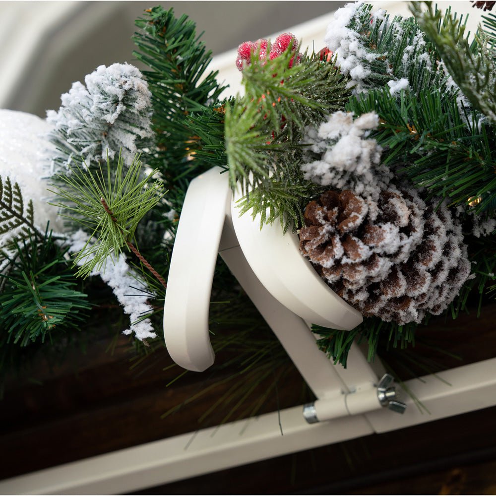 Frosted Wonderland Garland (9 - Foot) - Christmas World