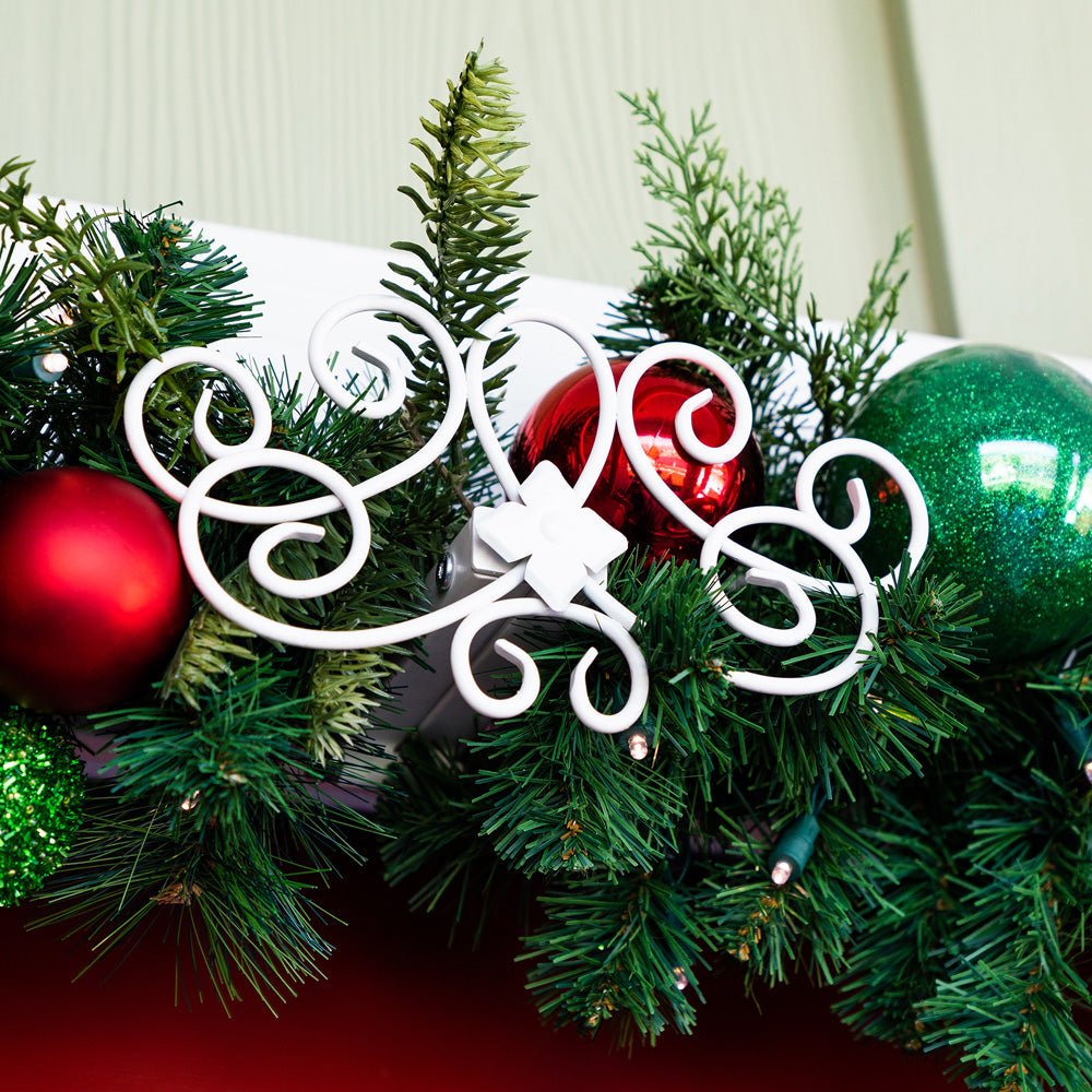 Garland Hanger Center Piece - Scrolls - Christmas World