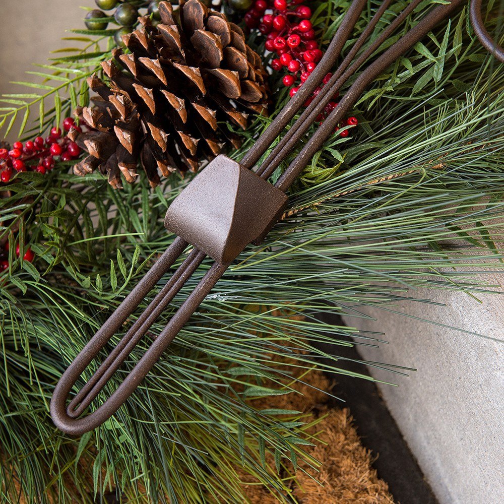 Ivy Wreath Hanger - Christmas World