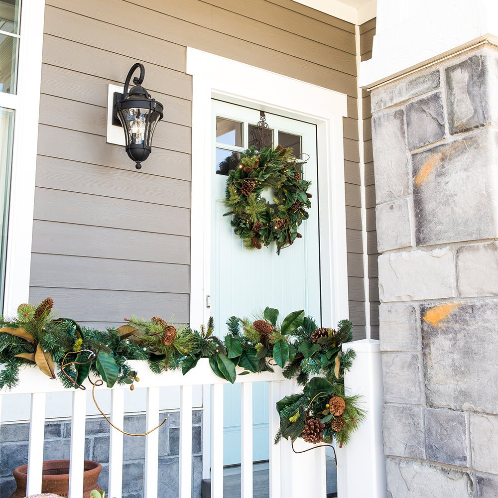 Adjustable Wreath Hanger - [Colonial] - Christmas World