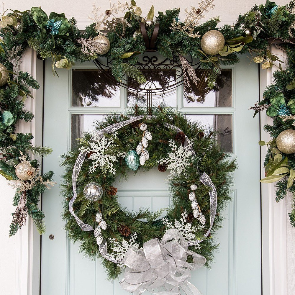 Door Saver™ - Door Protecting Wreath Pads - Christmas World